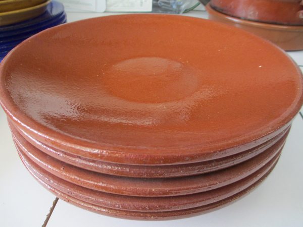 platos de barro
