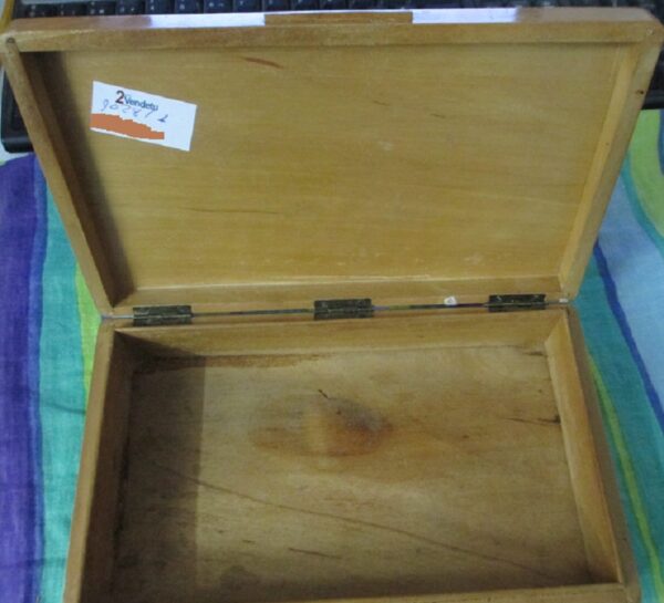 caja de madera